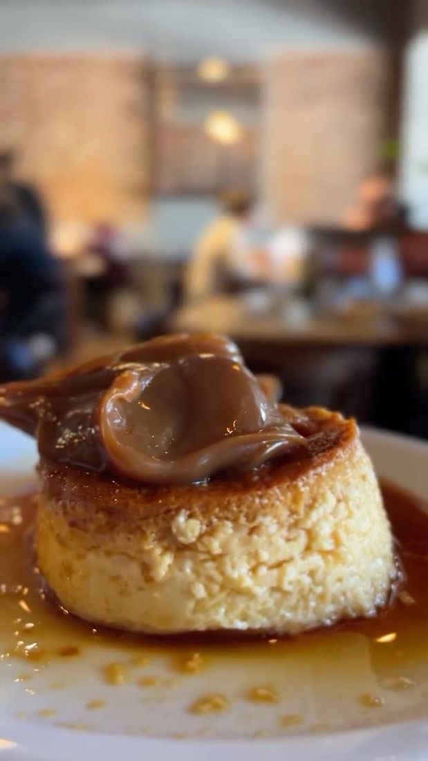 Flan casero con dulce de leche